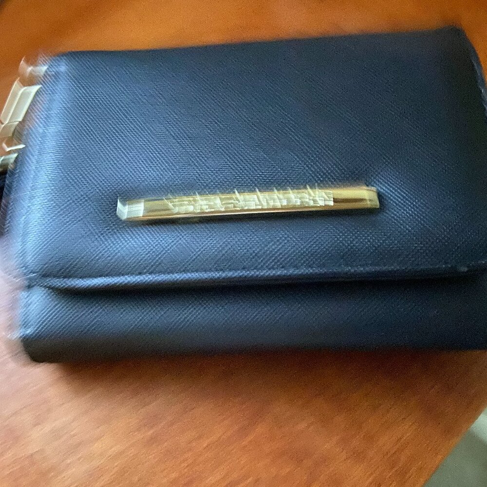 Steve Madden Wristlet